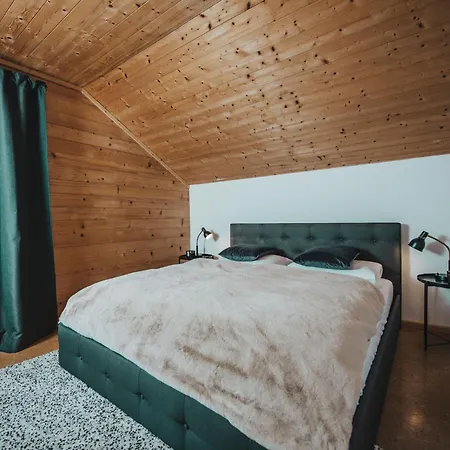 1018 By Interhome *