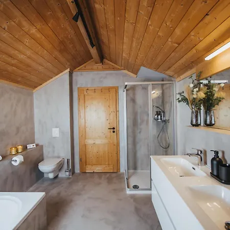 1018 By Interhome شاليه باد جاستاين
